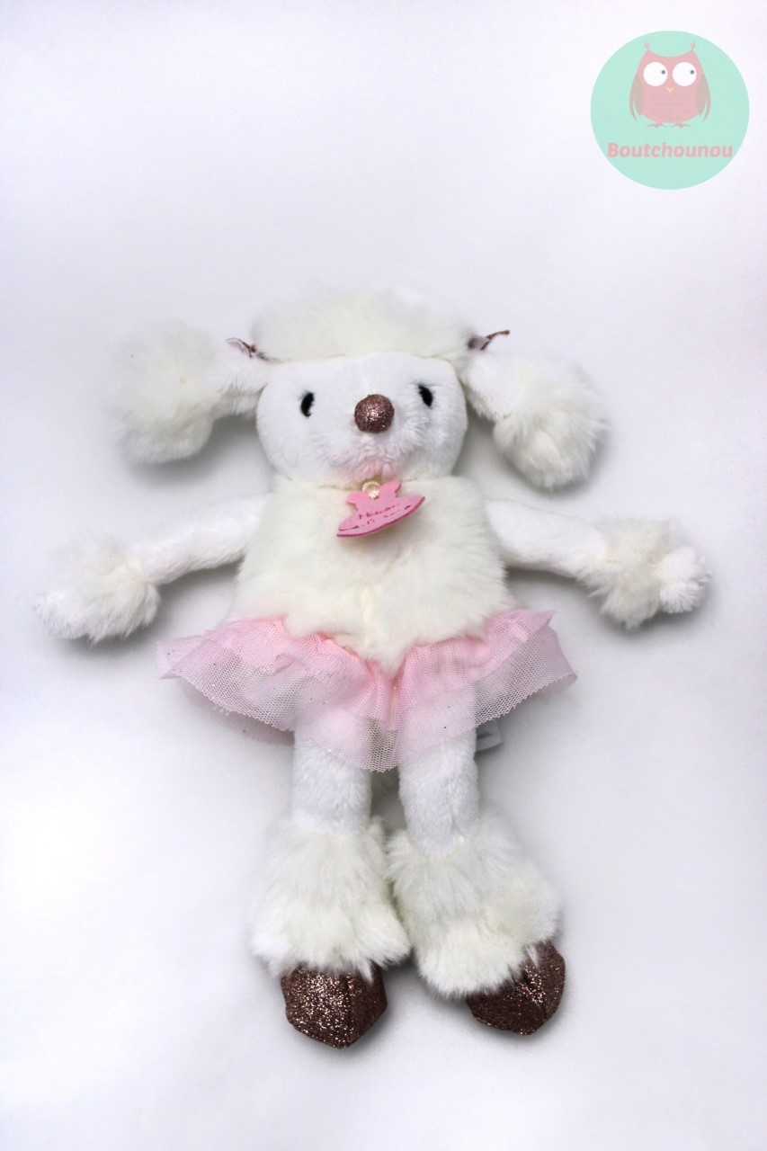 doudou_chien_caniche_roxane_blanc_rose_les_petits_twist_histoire_dours